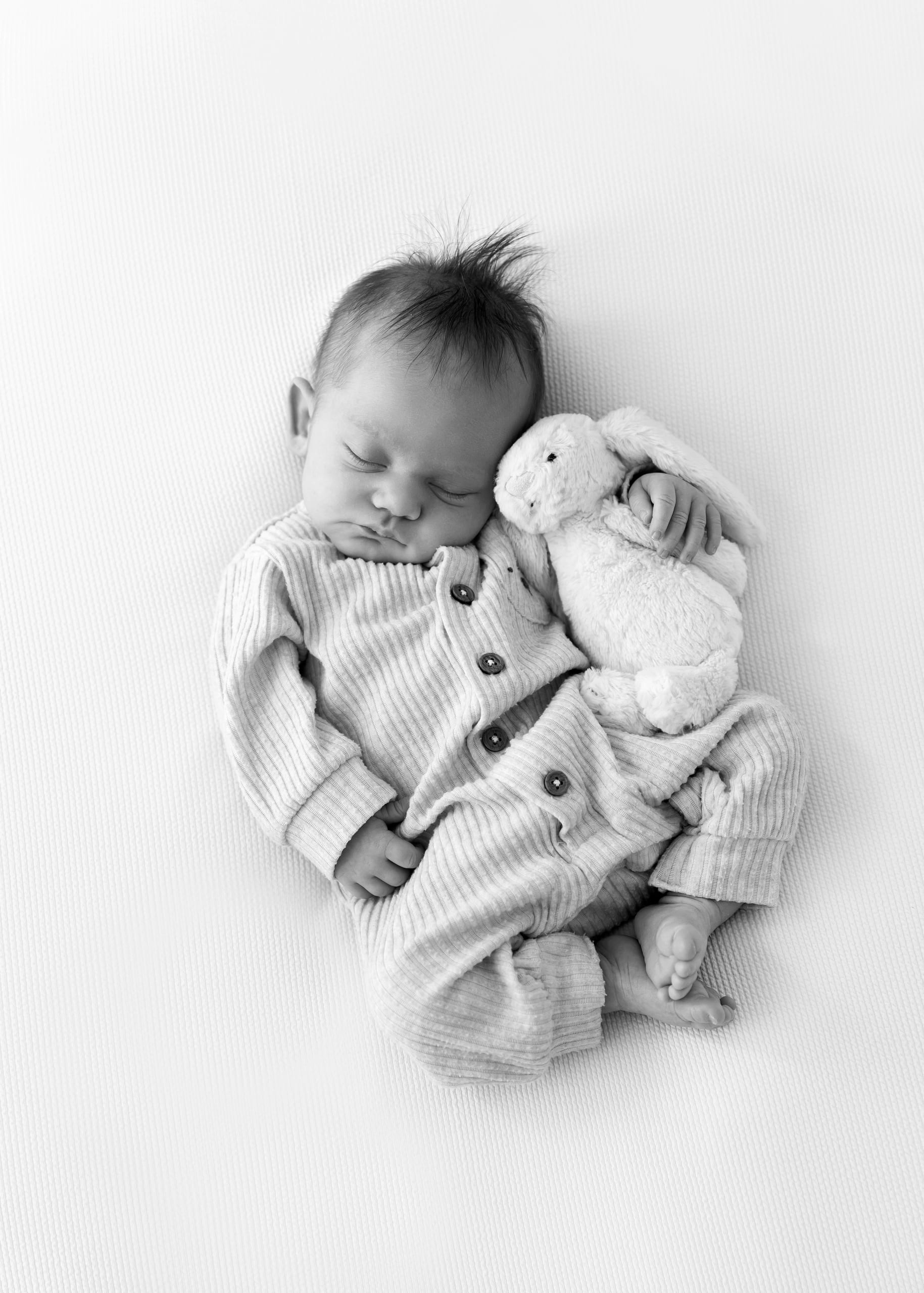 Newborn portrait by LJ Photography